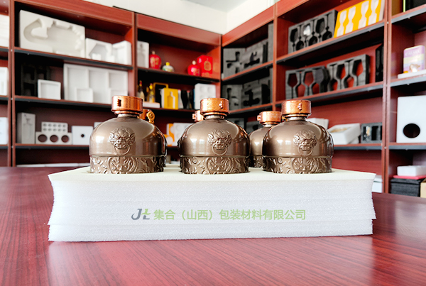 酒盒内衬